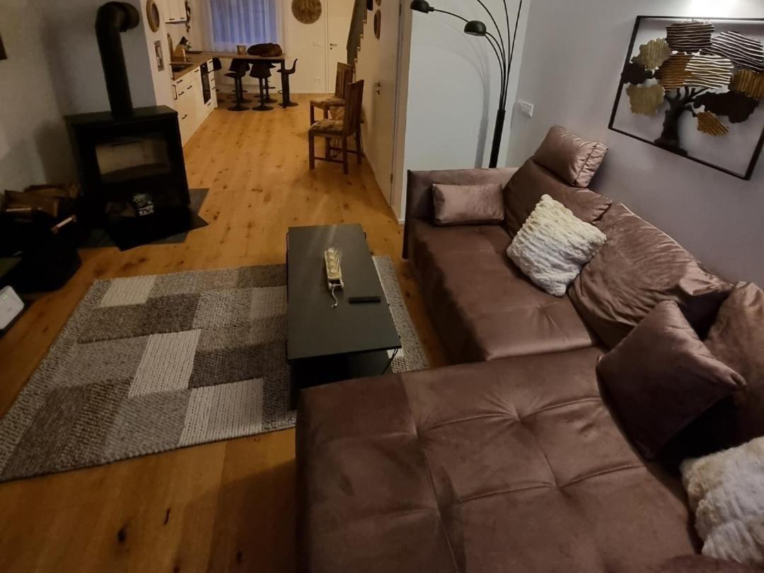 Apartment Max Лоучна-под-Клиновцем Экстерьер фото